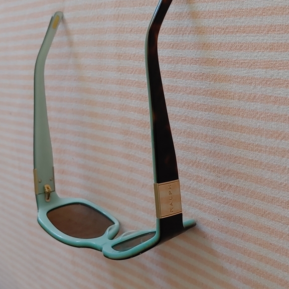 Ralph Lauren Sunglasses - Picture 4 of 5